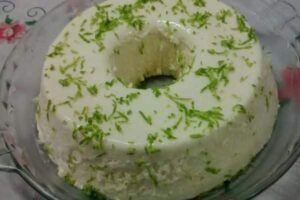 A Sobremesa Gelada que Faz o Limão Dar Abraços Doces –