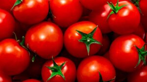 A Revolução Vermelha Que Domina Panelas e Saladas