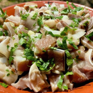 Salada de Porco Defumada Refrescante com Maçã e Molho Mostarda Hellmann’s em 20 Minutos