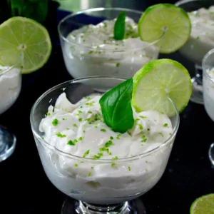 Mousse de Limão Cremosa, Fácil e Saudável: O Segredo para a Sobremesa Perfeita em Minutos que Vai Conquistar seu Paladar e sua Saúde!