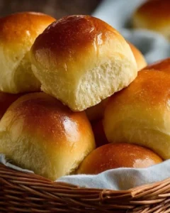 O Segredo da Padaria Revelado: Mini Brioches Fofos e Macios que Derretem na Boca – Receita Completa para Fazer e Lucrar!