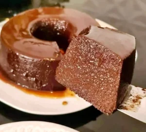 Pudim de Chocolate Cremoso SEM Furinhos: A Receita Divina e Fácil que Você Pode Fazer em Casa e Transformar em Lucro!