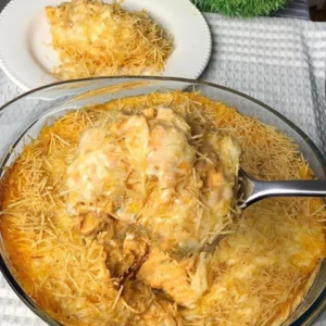 Fricassê de Frango Cremoso e Fácil: A Receita Rápida com Batata Palha que Sua Família Vai Amar e Você Pode Vender!