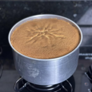 Pão de Ló de Baunilha Fofinho e Alto em 45 Minutos: O Segredo da Essência Nestlé para Bolos que Não Murcham e Como Lucrar na Confeitaria