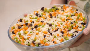Arroz à Grega na Panela de Pressão: Prepare um Prato Rápido, Colorido e Delicioso em Apenas 20 Minutos!