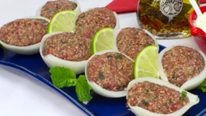 Quibe Cru com Cebola e Limão: A Receita Árabe Fácil e Saudável para um Petisco Irresistível em Casa!