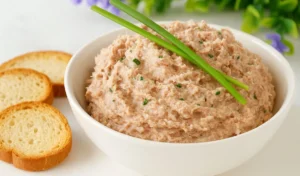 Patê de Atum Cremoso e Delicioso: A Receita Perfeita para Entradas Rápidas e Lanches Saudáveis em Apenas 5 Minutos!