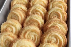 Biscoitos Amanteigados Caseiros: A Receita Mais Fácil e Deliciosa que Derrete na Boca e Você Precisa Fazer Hoje (Até para Vender!)
