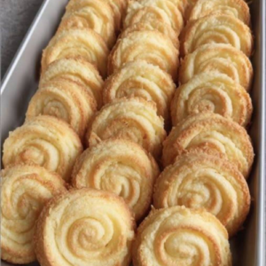 Biscoitos Amanteigados Perfeitos: Sequinhos, Derretem na Boca em 30 Minutos com Manteiga Aviação – Receita Clássica da Vovó para o Chá da Tarde