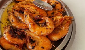 Receita de Camarão Frito Crocante e Delicioso: Aprenda a Fazer em Minutos e Surpreenda a Família!