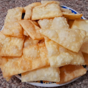 Massinha Crock de Frigideira: A Receita Crocante e Ultra Rápida da Lu Oliveira para um Lanche Perfeito em 10 Minutos com Sua Tramontina!