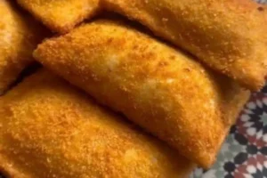 Risoles de Frango Fritos Irresistíveis: A Receita Rápida e Fácil que Ninguém Resiste e Desaparece da Mesa em Minutos!