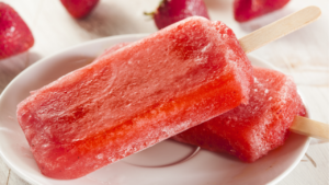 10 receitas geladas com frutas para refrescar os dias quentes