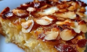 Torta Cremosa de Coco com Amêndoas