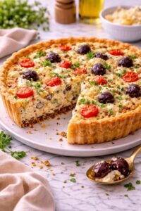 Quiche de Queijo com Tomate e Azeitona: Uma Receita Saborosa e Sofisticada