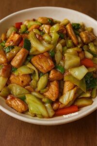 Como Preparar um Frango com Repolho à Moda Chinesa Que Vai Surpreender Sua Família em Menos de 30 Minutos!