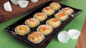 Empadinha de frango e palmito para vender e faturar grana extra