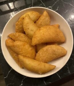 Risole de Carne Seca com Mussarela e Massa de Torresmo