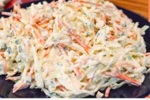 Salada de Repolho Cremosa Mais Viciante e Queridinha da Mesa