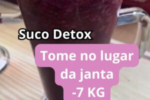 Suco Roxo Detox Poderoso: Limpeza Natural, Energia e Saúde em um Copo