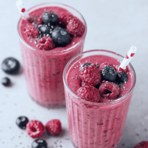Smoothie de Kefir com Frutas Vermelhas em 10 Minutos com Piracanjuba