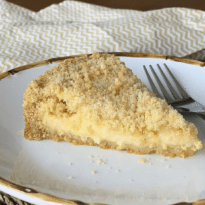 Cuca Cremosa de Farofa e Creme em 50 Minutos com Nestlé