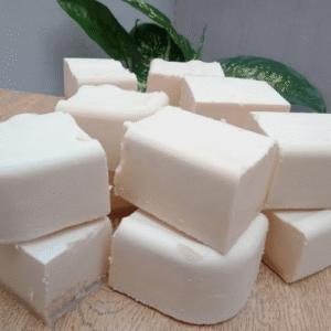 Sabão de Coco Caseiro Rende 5 Litros e Limpa Tudo por Quase Nada