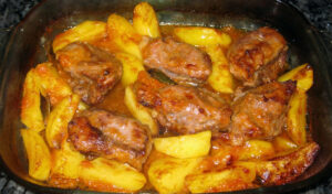 Bochechas de porco no forno (ficam divinais e cheias de sabor)