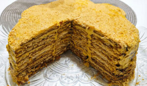 Bolo de bolacha com o verdadeiro sabor de antigamente