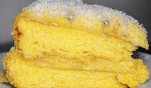 Bolo fofo e cremoso (tão fofo que logo desaparece na boca)