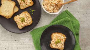 Torrada com Frango Picante Fácil e Prática