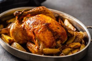 Sobrou frango? 5 almoços fáceis para reaproveitar