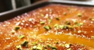 Bolo de Semolina com Calda