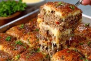 Kibe de Forno Recheado com Queijo Irresistível Que Some da Travessa