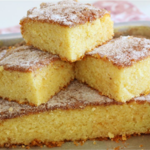 Bolo 5 Xícaras Molhadinho e Fofo em 50 Minutos: A Receita Secreta da Vovó para um Café da Tarde Inesquecível e Lucrativo!