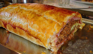 Rolo de carne com massa folhada (ficou maravilhoso… todos adoraram)