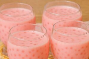 Sagu-Mousse de Morango Apaixonante que Some da Travessa