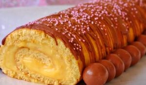 Torta com cobertura de chocolate (fica super fofinha)