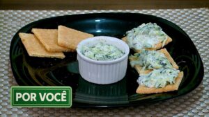 Pasta de pepino com a nutricionista Flávia Souza