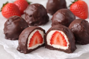 Bombom de Morango Sem Açúcar e Sem Lactose Cremoso e Irresistível