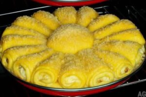 Pãozinho Recheado da Vovó Mais Gostoso do Mundo Que Some da Mesa em Minutos