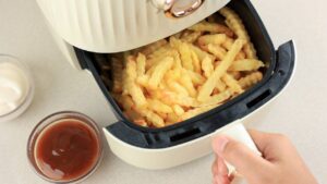 Batata Frita na Airfryer: Crocante, Sequinha e Muito Fácil