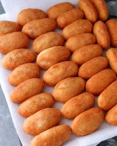 Bolinhos Bico de Cegonha: Receita Tradicional, Fofinha e que Derrete na Boca