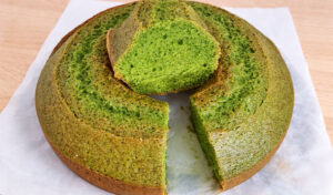 Bolo de Espinafres (fácil de fazer e fica fofinho e saboroso)