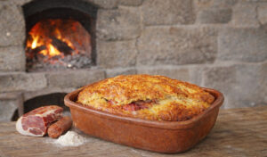 Receita tradicional do famoso Folar de Carnes de Bragança