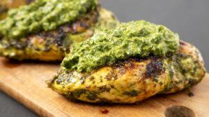Frango ao Pesto: Muito Simples Suculento, Aromático e Cheio de Sabor