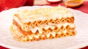 Testando combinações criativas: Lasanha de Camarão