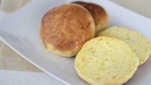 Pão de 3 Ingredientes: Rápido, Fácil e Surpreendentemente Macio
