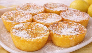 Queijadinhas de limão húmidas e fáceis de fazer