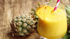 Smoothie de Abacaxi: Refrescante, Cremoso e Natural